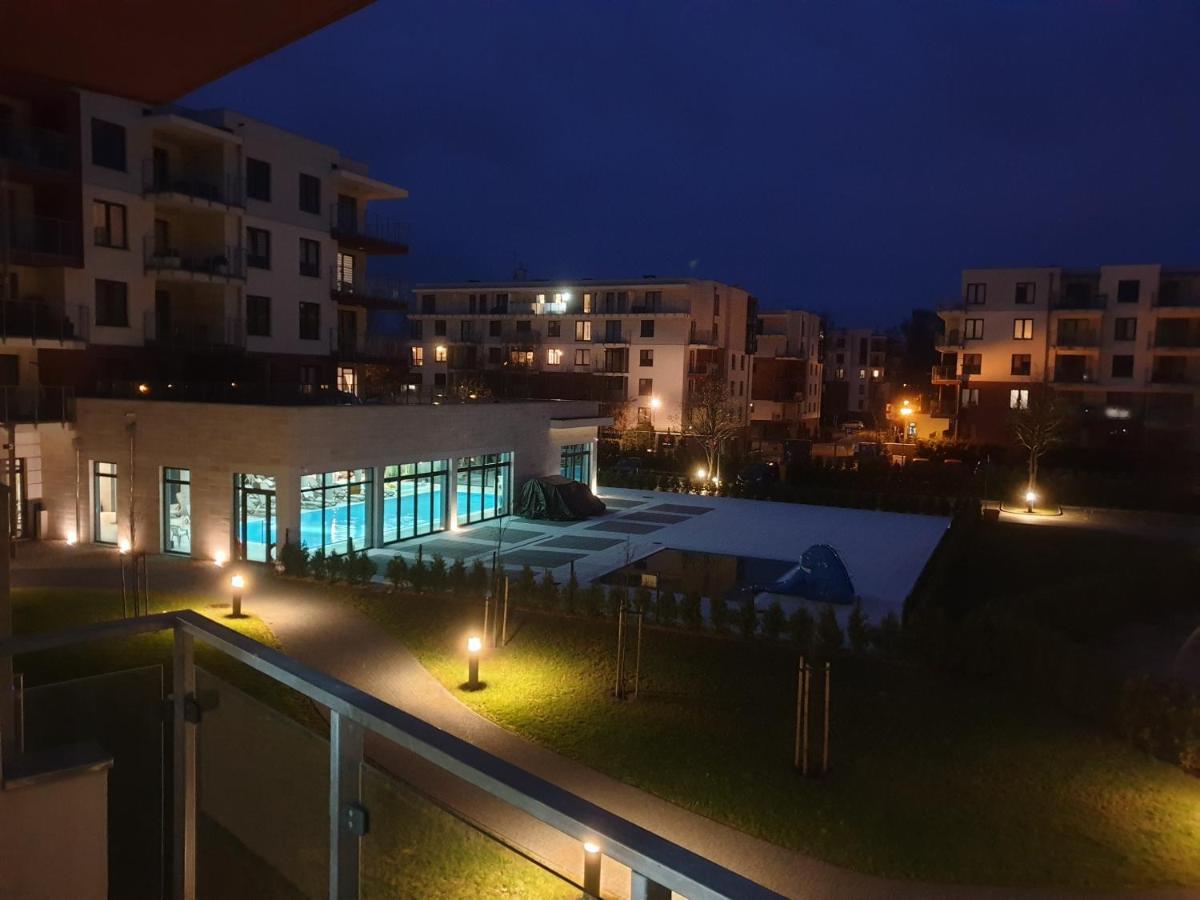 Apartament z Basenem Laura Polanki Park Apartment Kolobrzeg Bagian luar foto